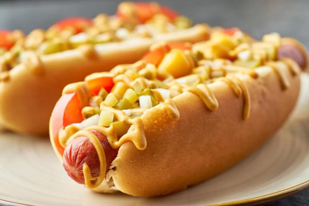Ile kcal ma hot dog z IKEA? Zaskakujące fakty o kaloryczności