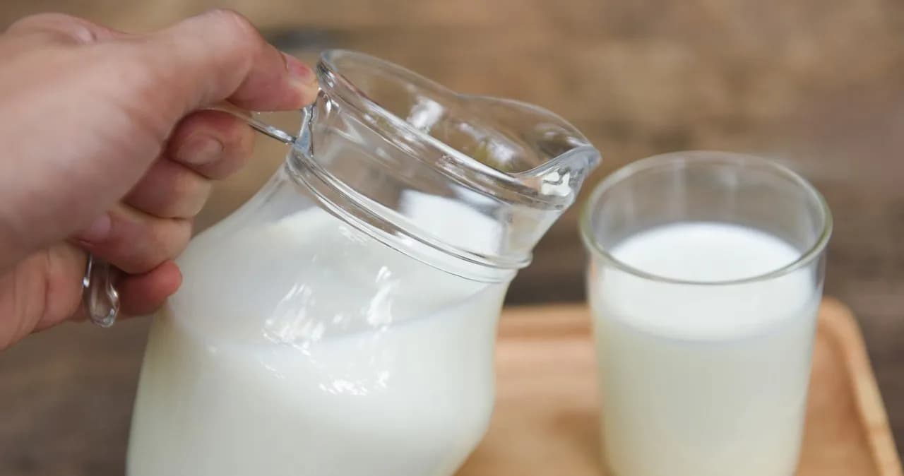 Maślanka czy kefir na odchudzanie: który napój wspiera dietę?