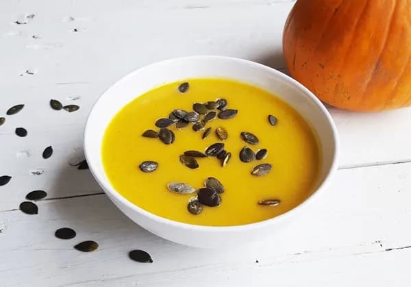 Czy zupa z dyni jest dietetyczna? Odkryj jej niskokaloryczne właściwości