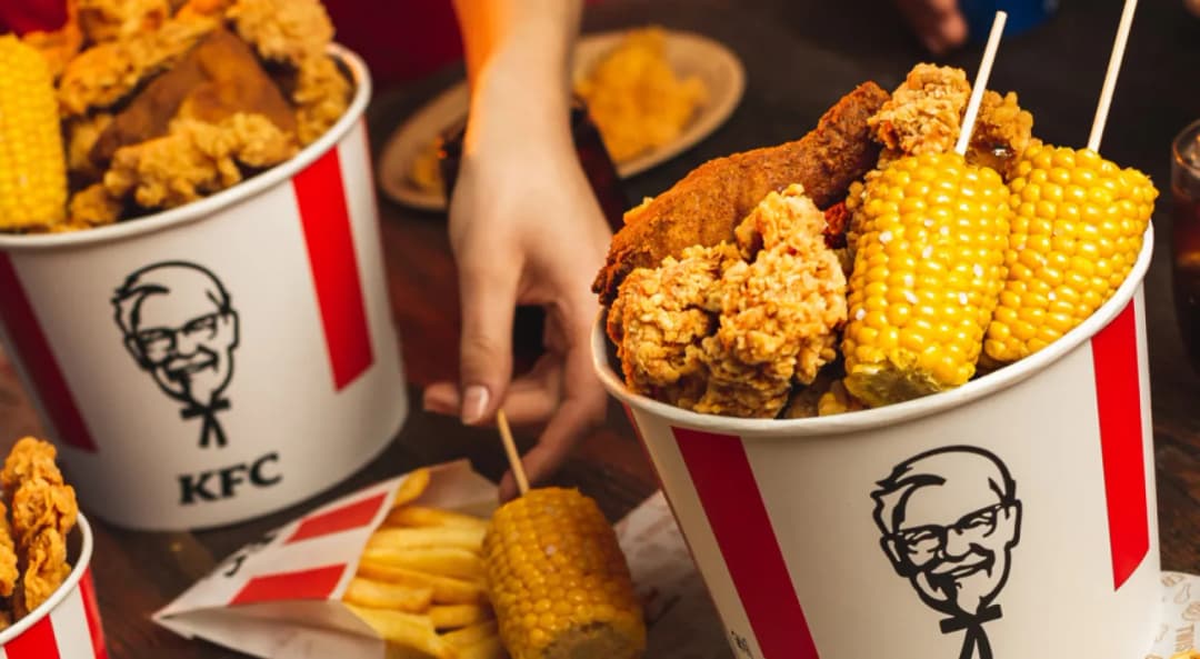 Ile kalorii ma kubełek KFC dla 2 osób? Zaskakujące fakty o kaloriach