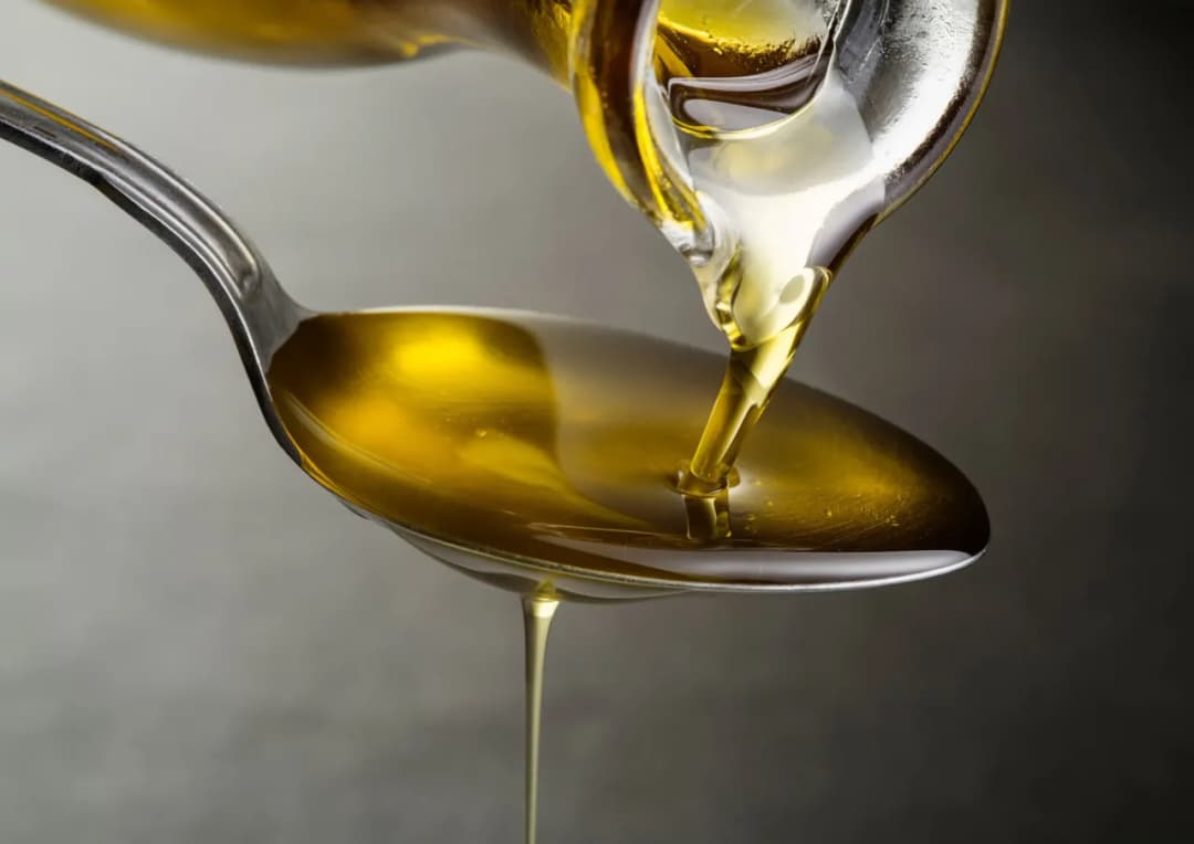 Na czym smażyć fit? Najzdrowsze oleje do frytury bez wyrzutów sumienia
